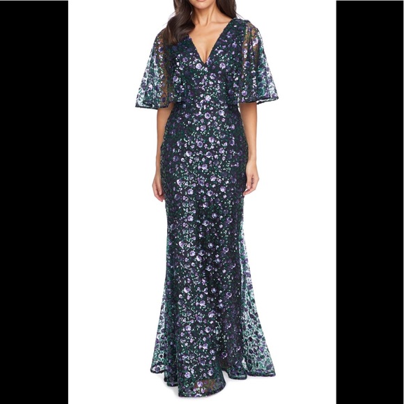 Gorgeous elegant dress - Picture 1 of 9